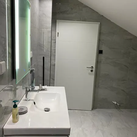 Appartement Bane 95qm - Messewohnung, Ferienwohnung,monteurwohnung