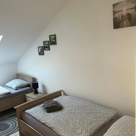 Bane 95qm - Messewohnung, Ferienwohnung,monteurwohnung *