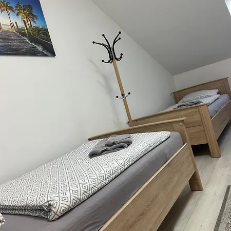 Bane 95qm - Messewohnung, Ferienwohnung,monteurwohnung דירה